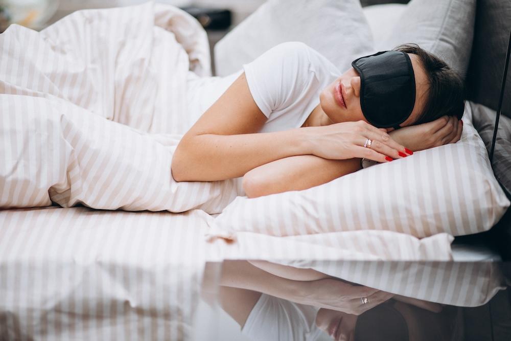 Do Melatonin Sprays Work? Benefits, Dosage &amp; How to Choose in Singapore