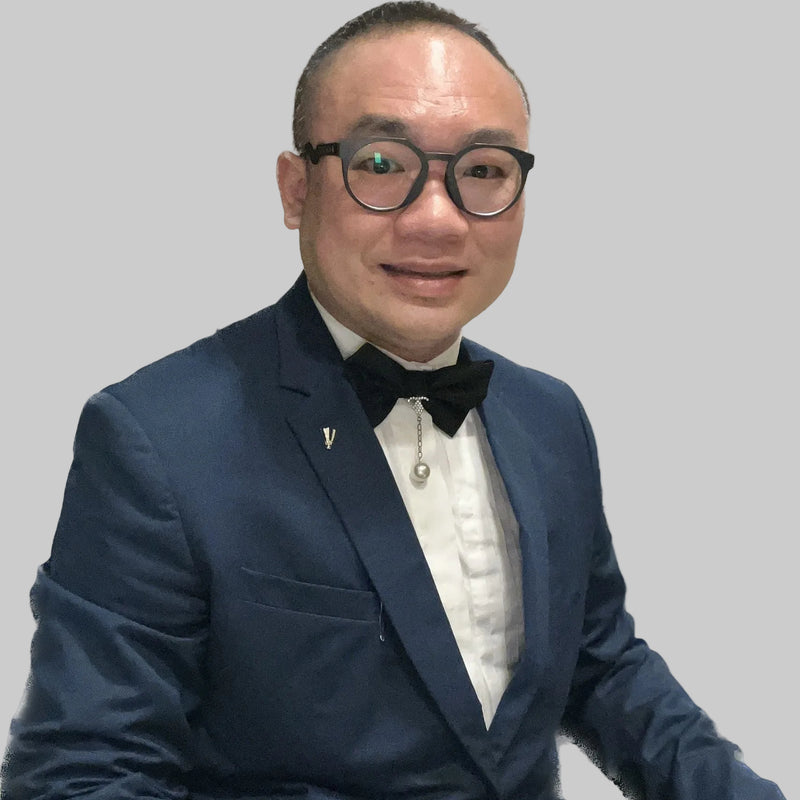 Portrait of Dr Kelvin Chye